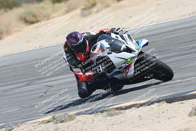 media/Sep-20-2025-Race Pace (Sat) [[d4e1b33f4d]]/Verified/Turn 10 Inside (1125am)/